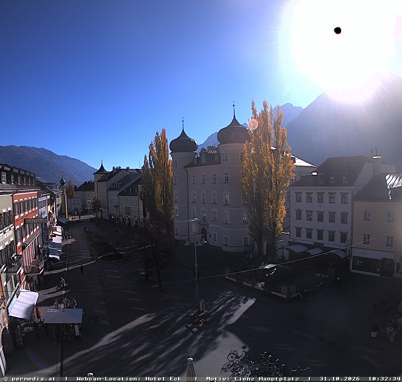 Archiv Foto Webcam Der Marktplatz von Lienz