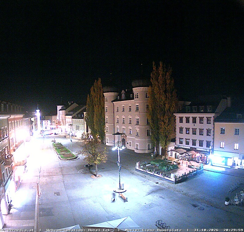 Archiv Foto Webcam Der Marktplatz von Lienz