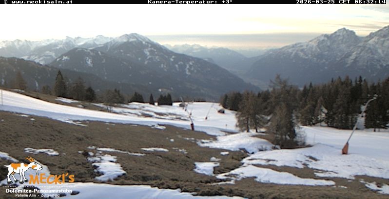 Archived image Webcam View of the Mecki's Alm mountain hut
