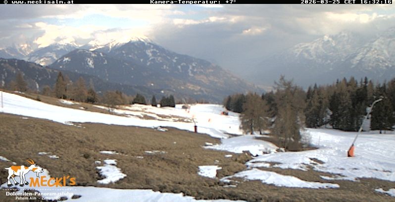 Archived image Webcam View of the Mecki's Alm mountain hut