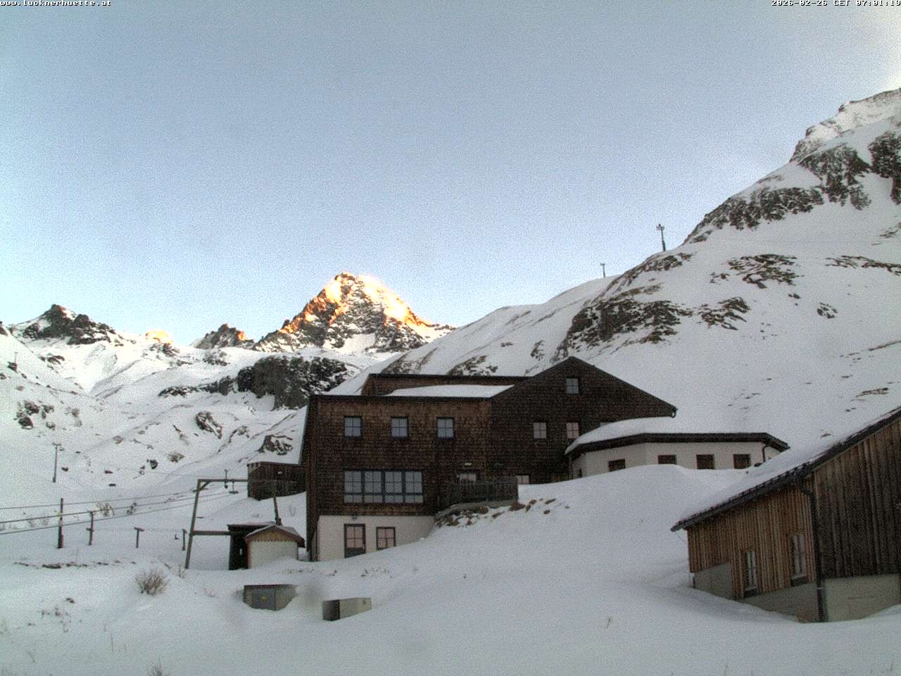 Archived image Webcam Luckner mountain hut at Großglockner