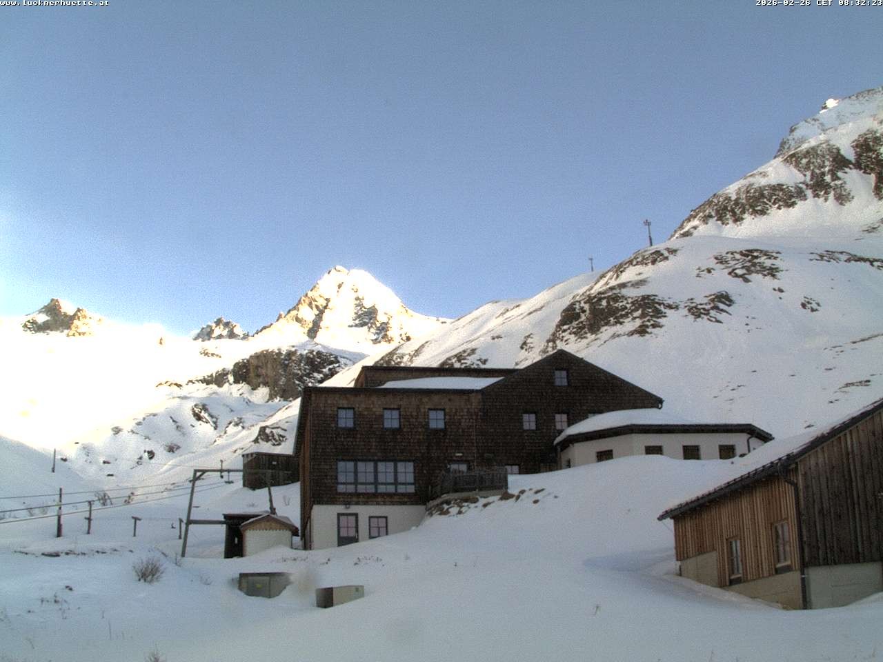 Archived image Webcam Luckner mountain hut at Großglockner