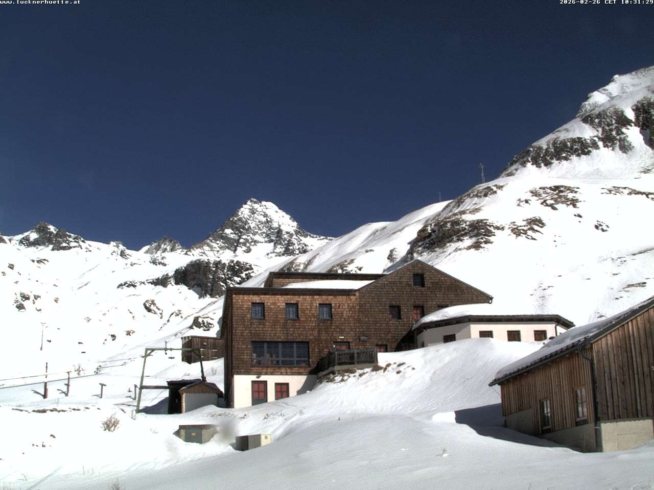 Archived image Webcam Luckner mountain hut at Großglockner