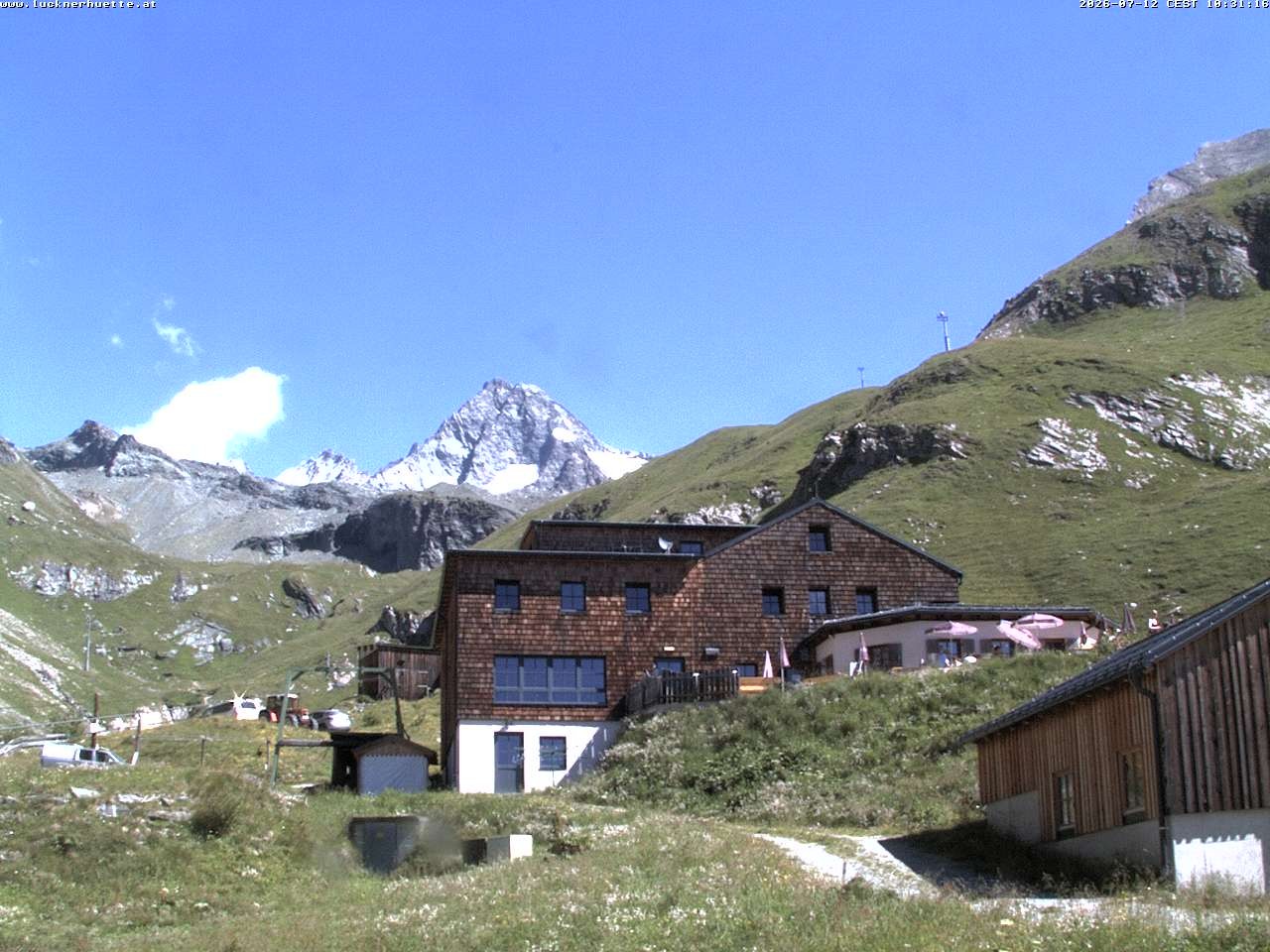 Archived image Webcam Luckner mountain hut at Großglockner