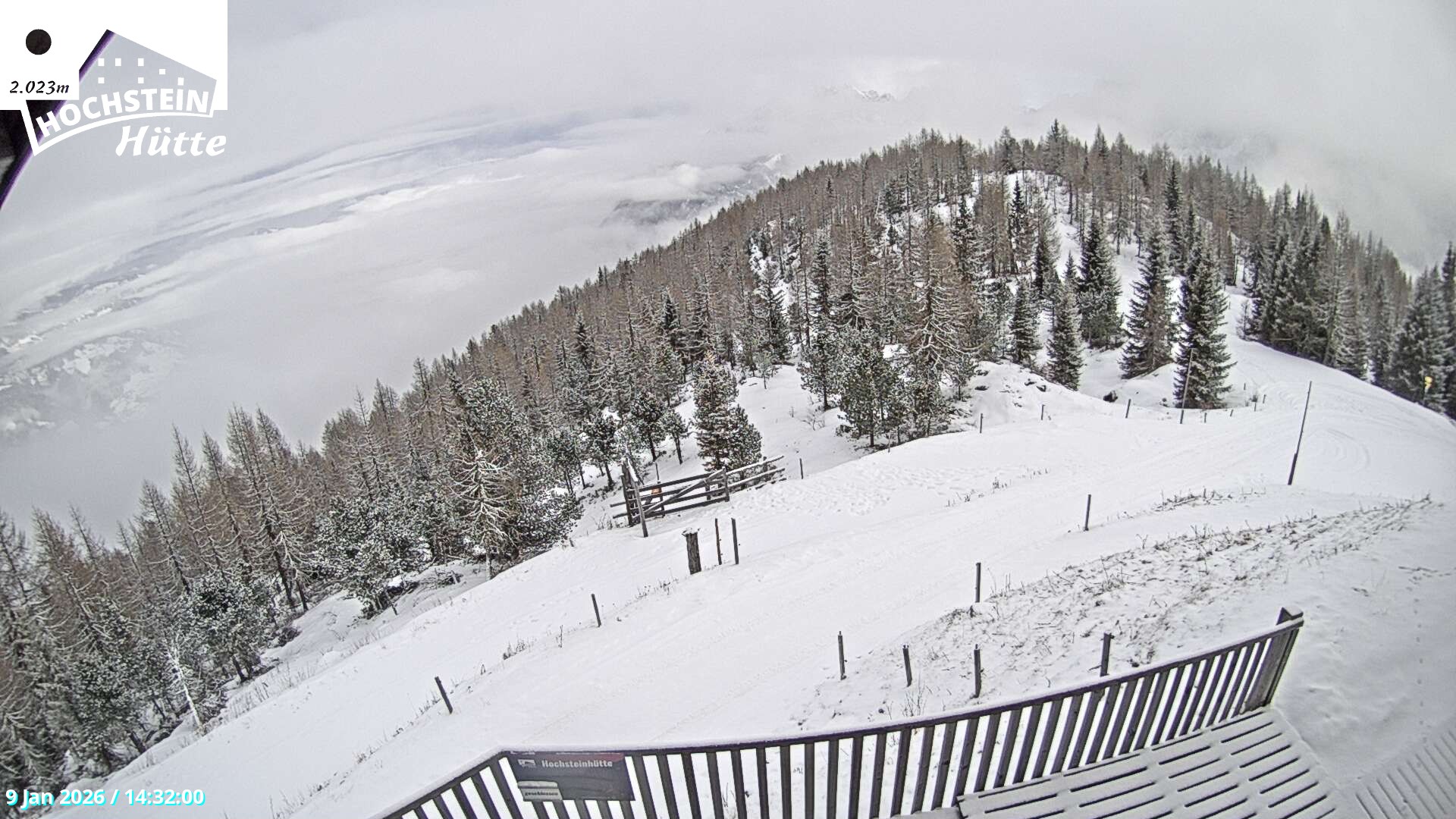 Archiv Foto Webcam Sicht von der Hochsteinhütte auf 2057 Meter