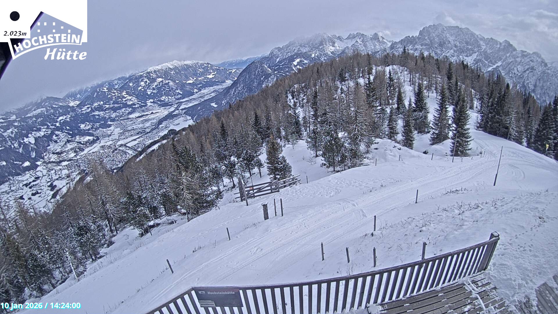 Archiv Foto Webcam Sicht von der Hochsteinhütte auf 2057 Meter