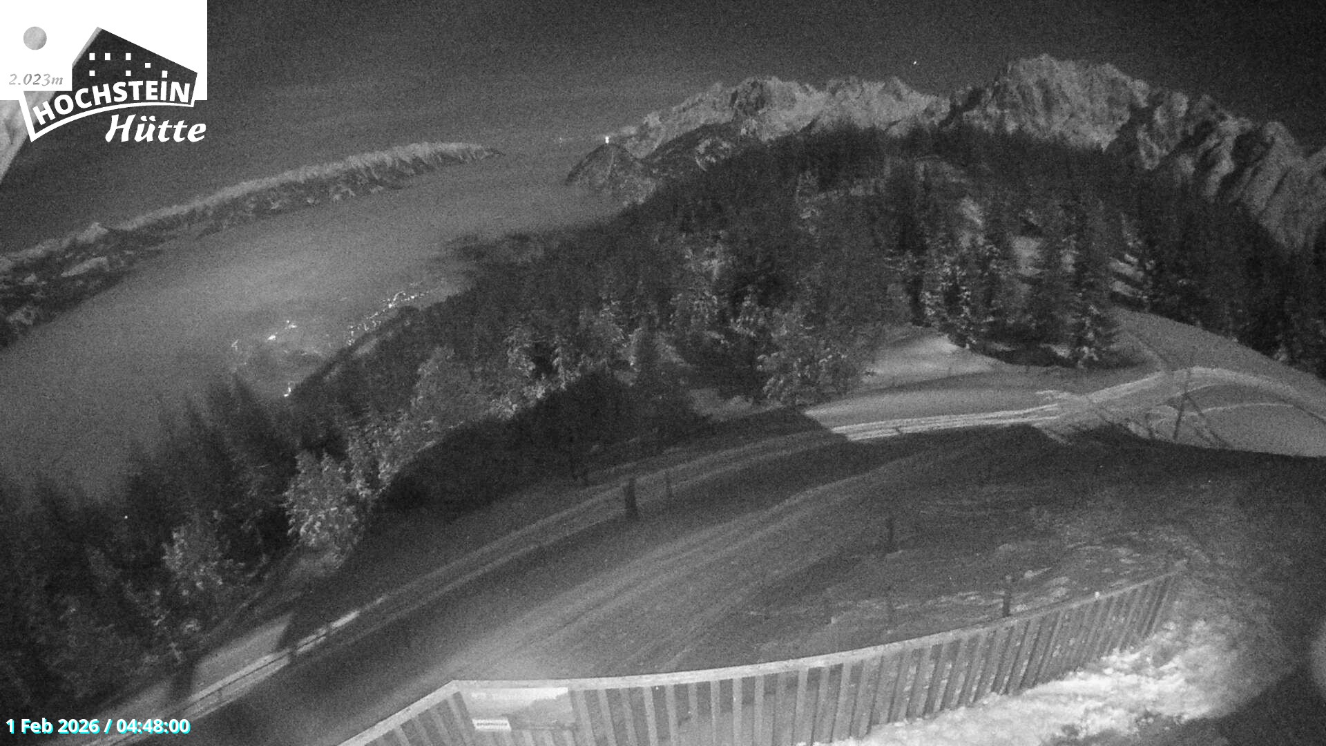 Archiv Foto Webcam Sicht von der Hochsteinhütte auf 2057 Meter