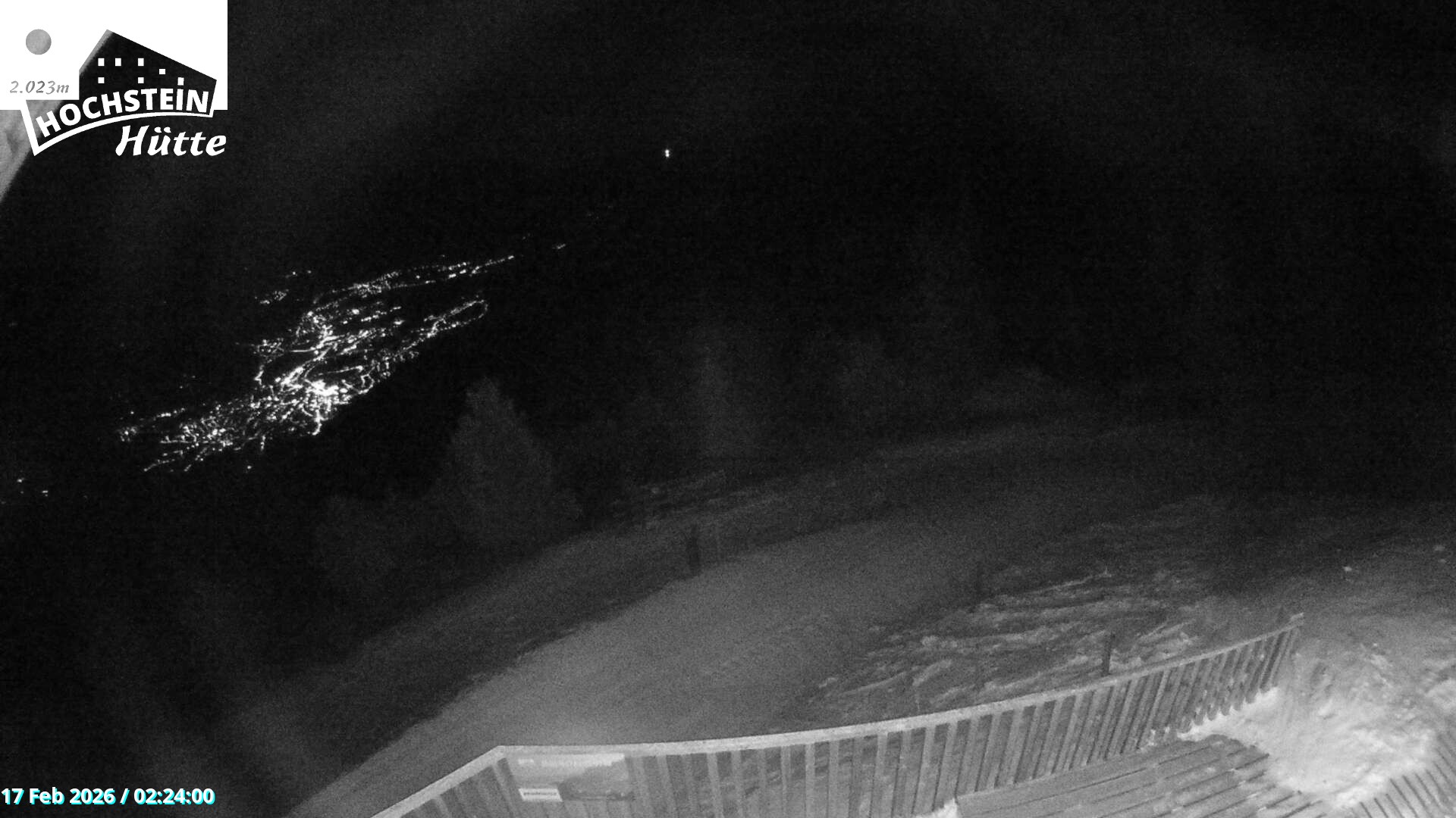 Archiv Foto Webcam Sicht von der Hochsteinhütte auf 2057 Meter