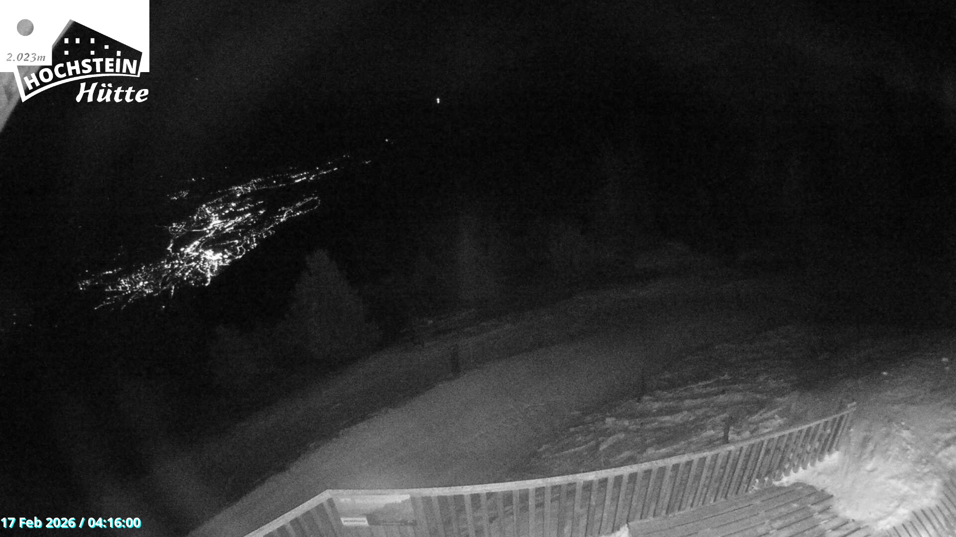 Archiv Foto Webcam Sicht von der Hochsteinhütte auf 2057 Meter