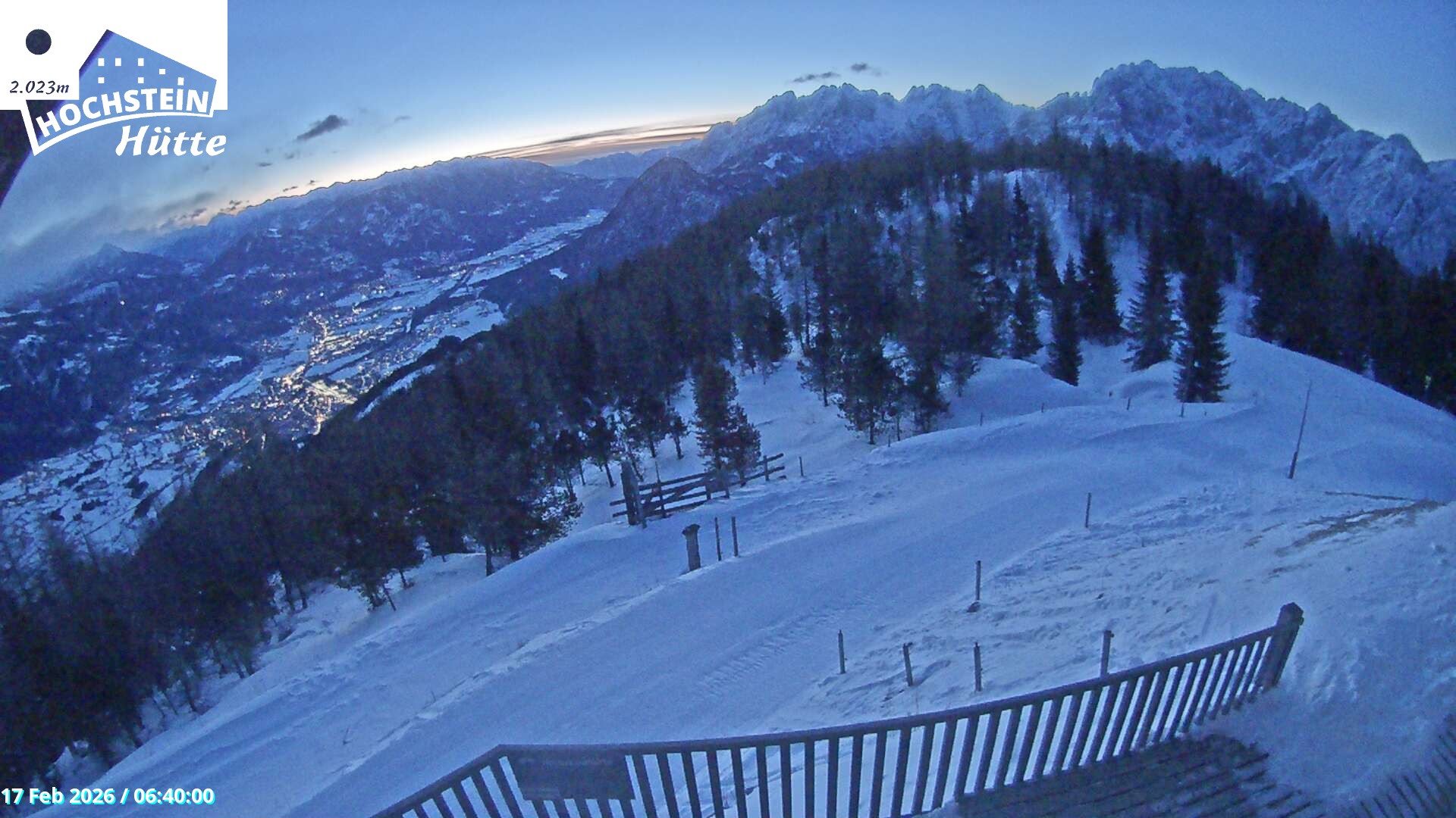 Archiv Foto Webcam Sicht von der Hochsteinhütte auf 2057 Meter