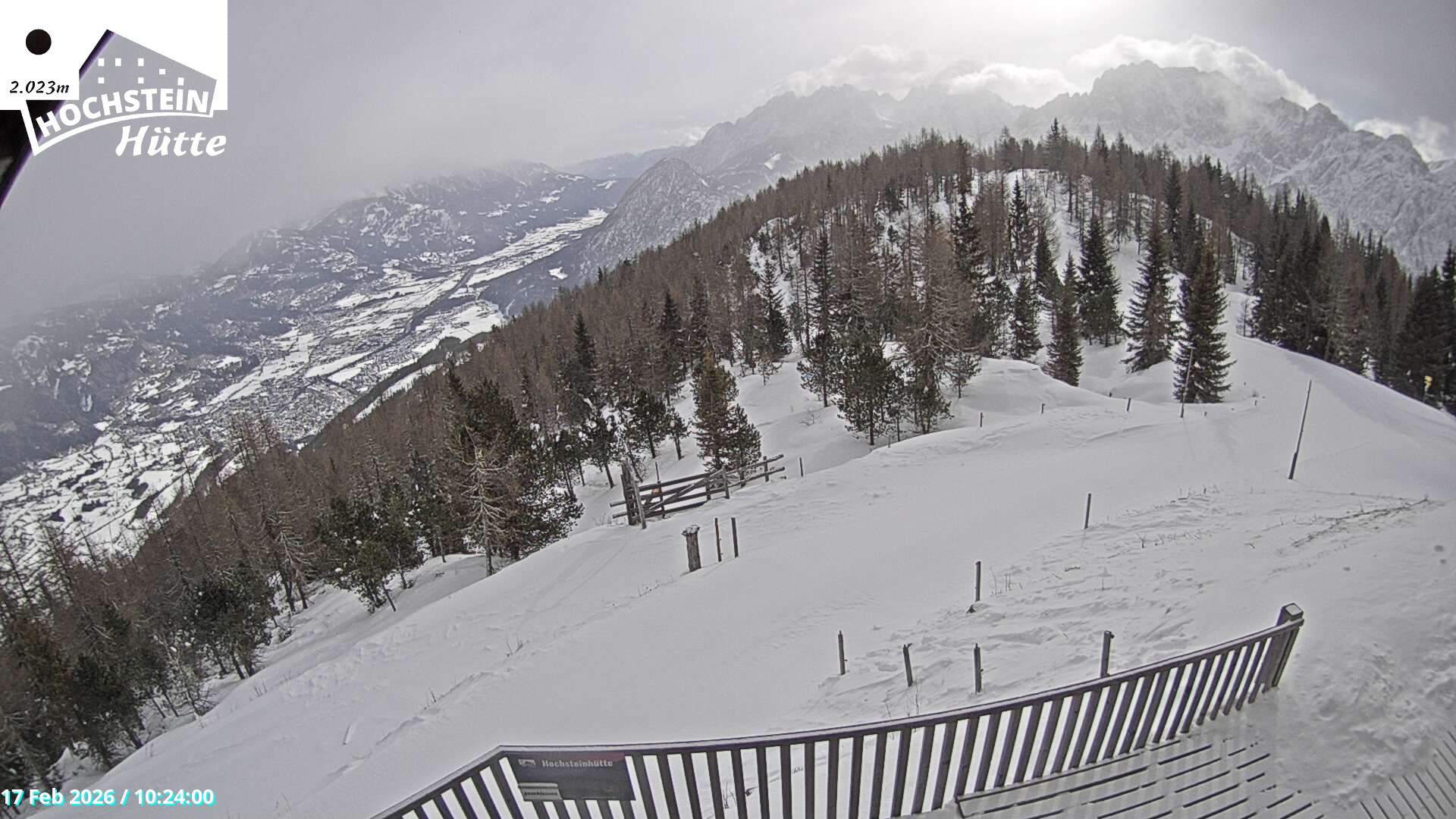 Archiv Foto Webcam Sicht von der Hochsteinhütte auf 2057 Meter