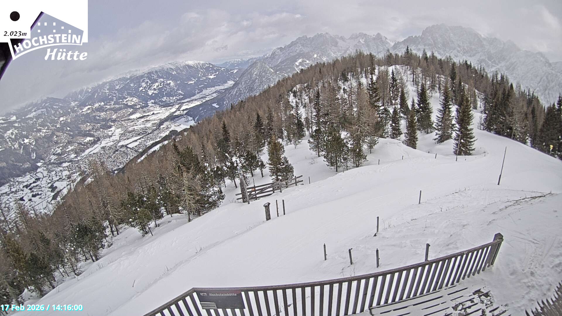 Archiv Foto Webcam Sicht von der Hochsteinhütte auf 2057 Meter