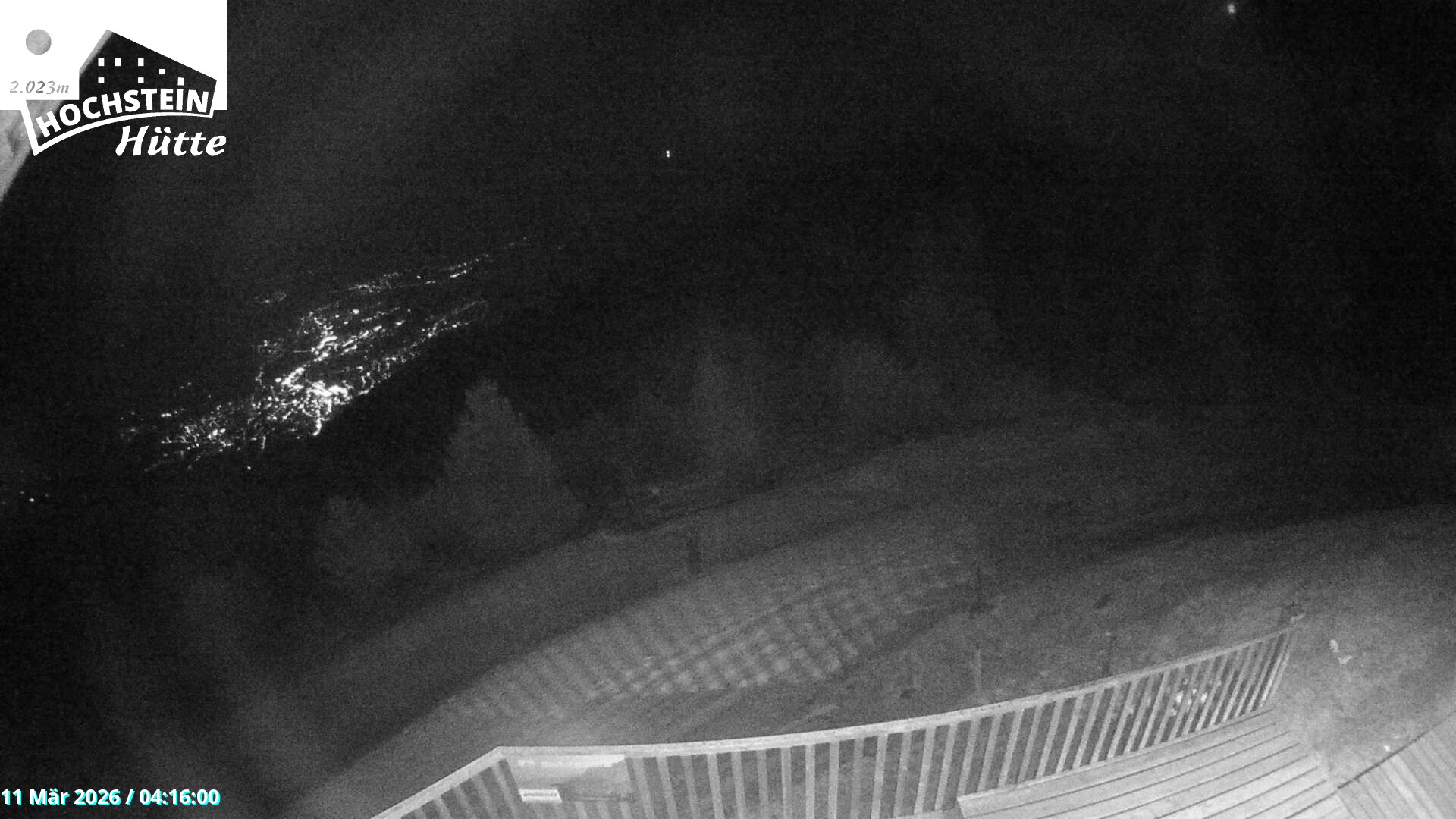 Archiv Foto Webcam Sicht von der Hochsteinhütte auf 2057 Meter