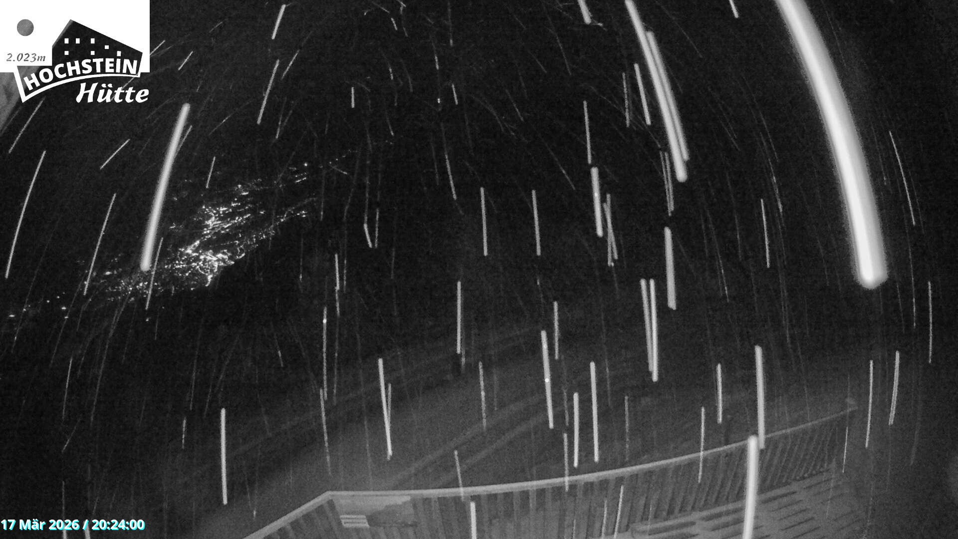 Archiv Foto Webcam Sicht von der Hochsteinhütte auf 2057 Meter