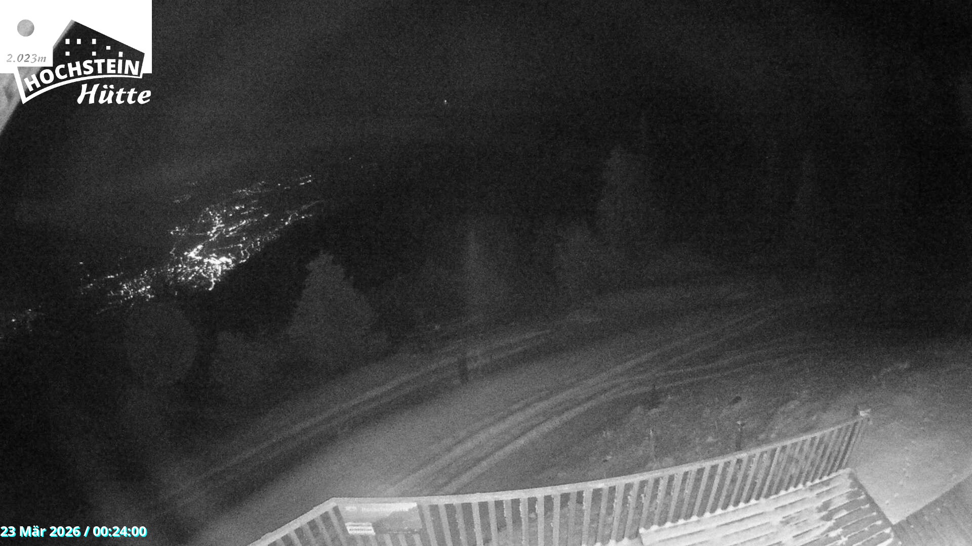 Archiv Foto Webcam Sicht von der Hochsteinhütte auf 2057 Meter