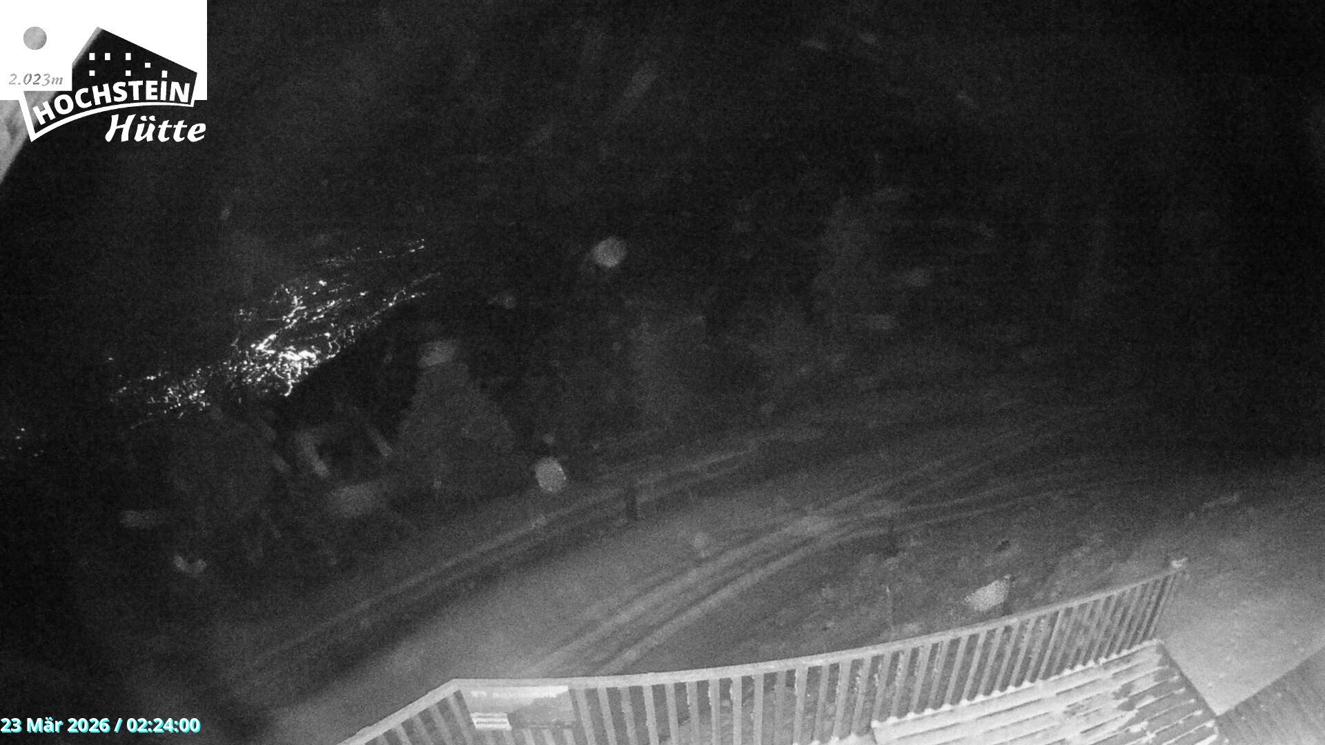 Archiv Foto Webcam Sicht von der Hochsteinhütte auf 2057 Meter