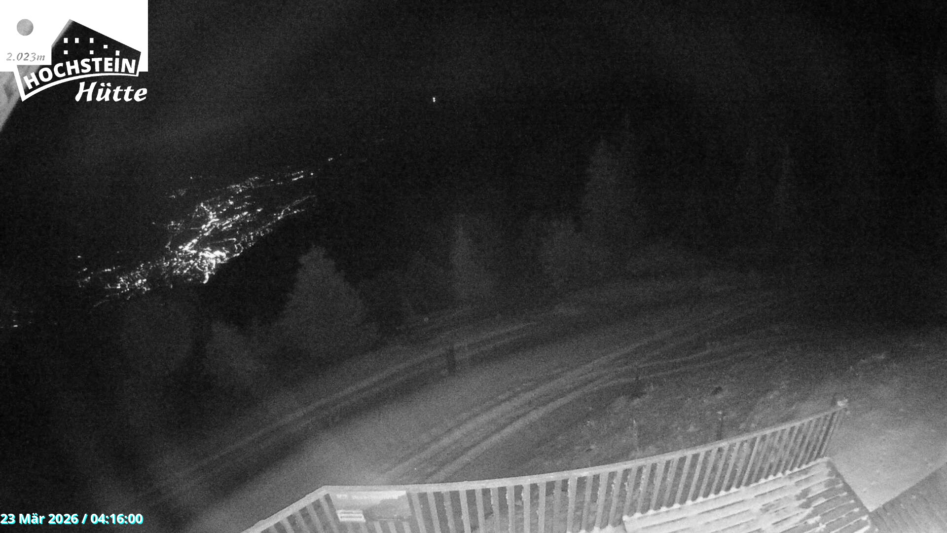 Archiv Foto Webcam Sicht von der Hochsteinhütte auf 2057 Meter