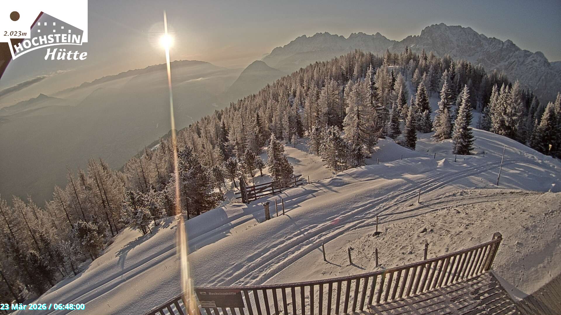 Archiv Foto Webcam Sicht von der Hochsteinhütte auf 2057 Meter