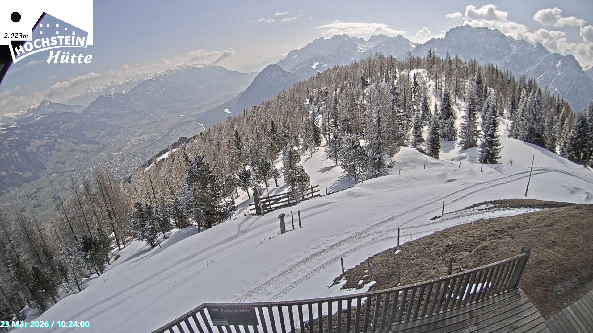 Archiv Foto Webcam Sicht von der Hochsteinhütte auf 2057 Meter