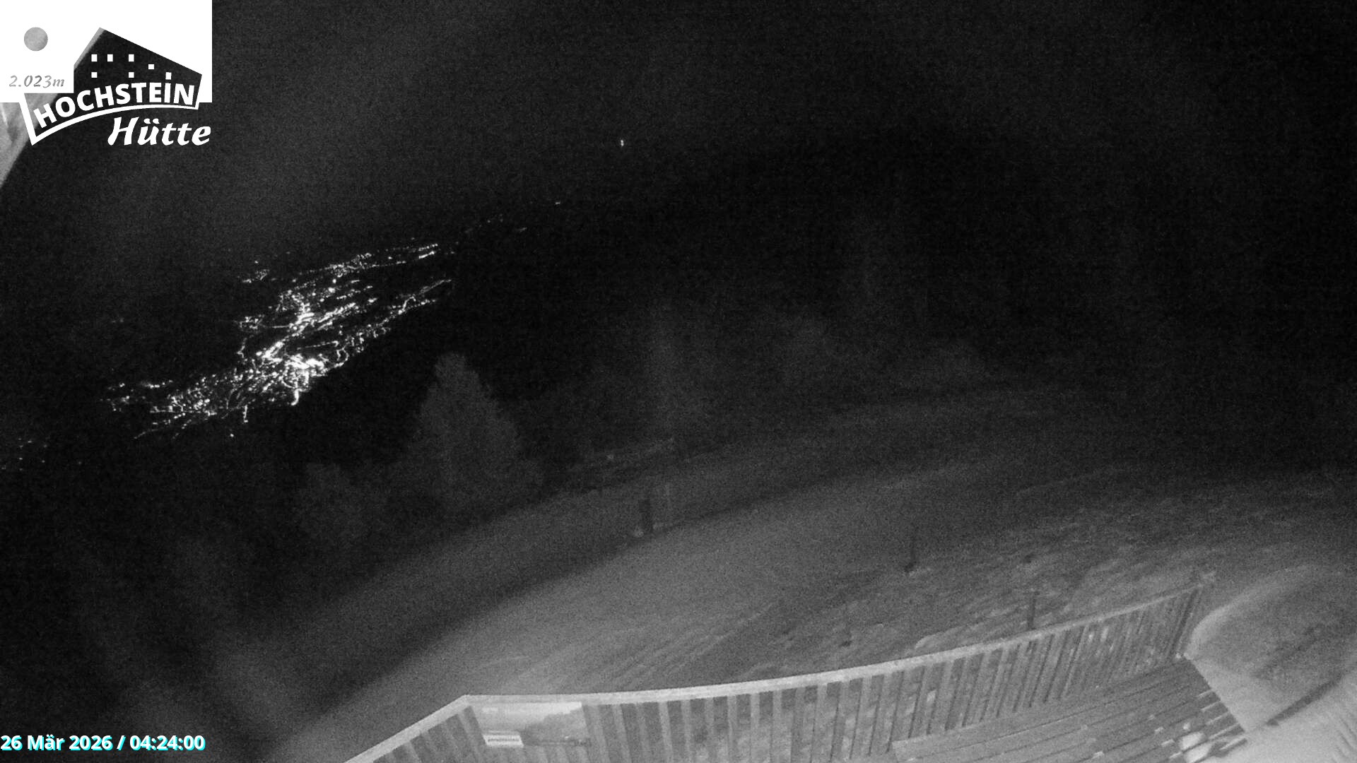 Archiv Foto Webcam Sicht von der Hochsteinhütte auf 2057 Meter