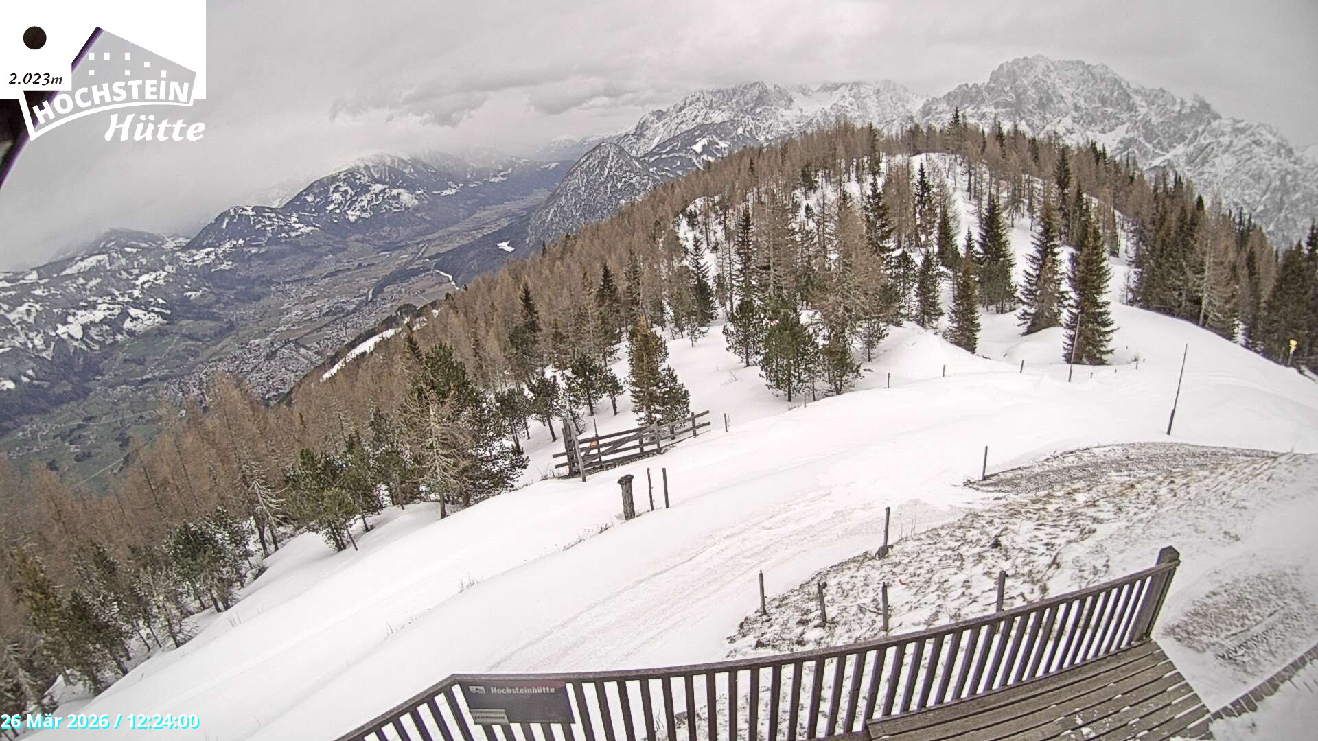 Archiv Foto Webcam Sicht von der Hochsteinhütte auf 2057 Meter