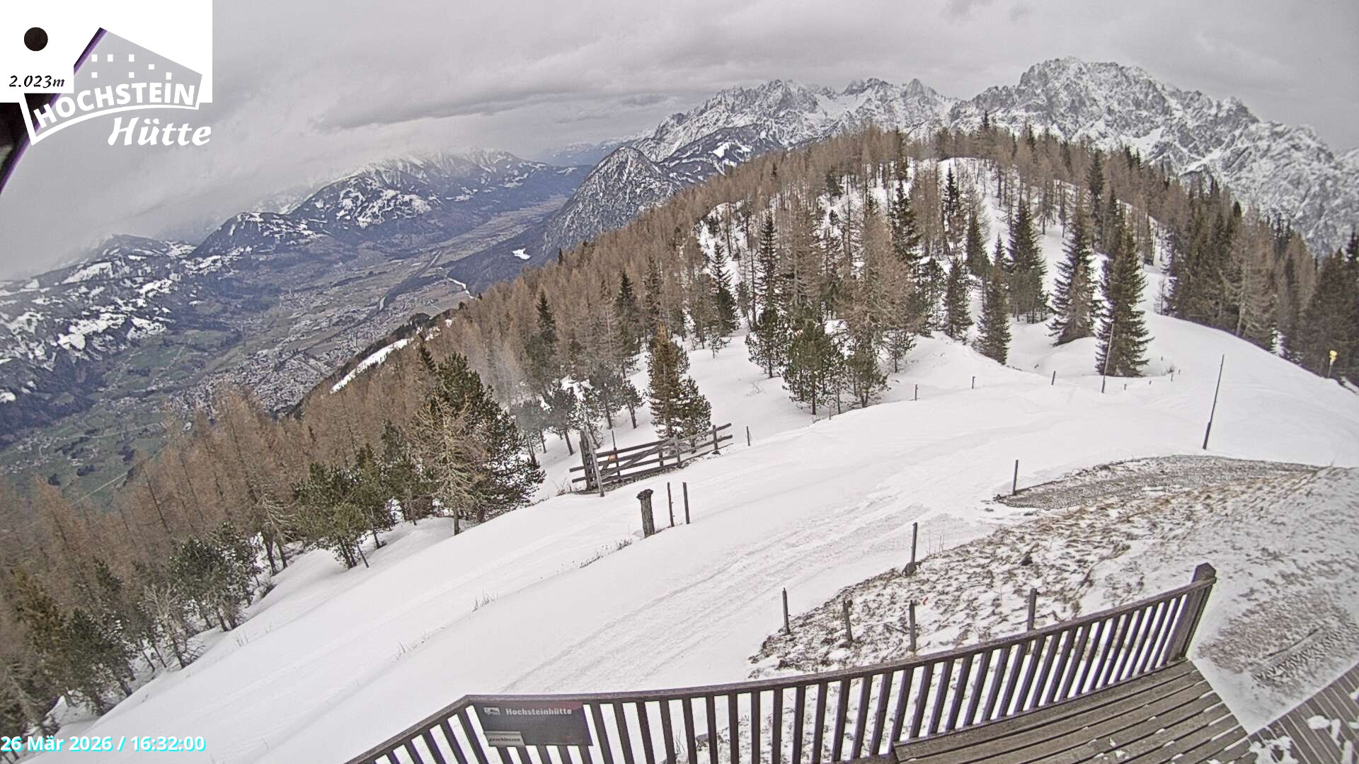 Archiv Foto Webcam Sicht von der Hochsteinhütte auf 2057 Meter