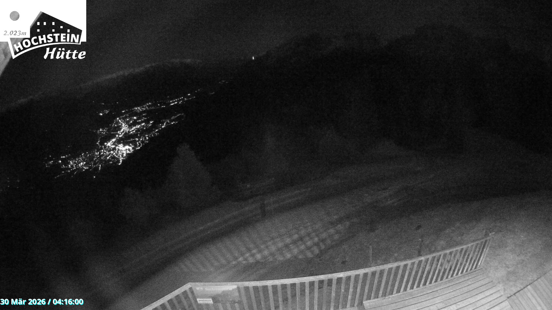 Archiv Foto Webcam Sicht von der Hochsteinhütte auf 2057 Meter