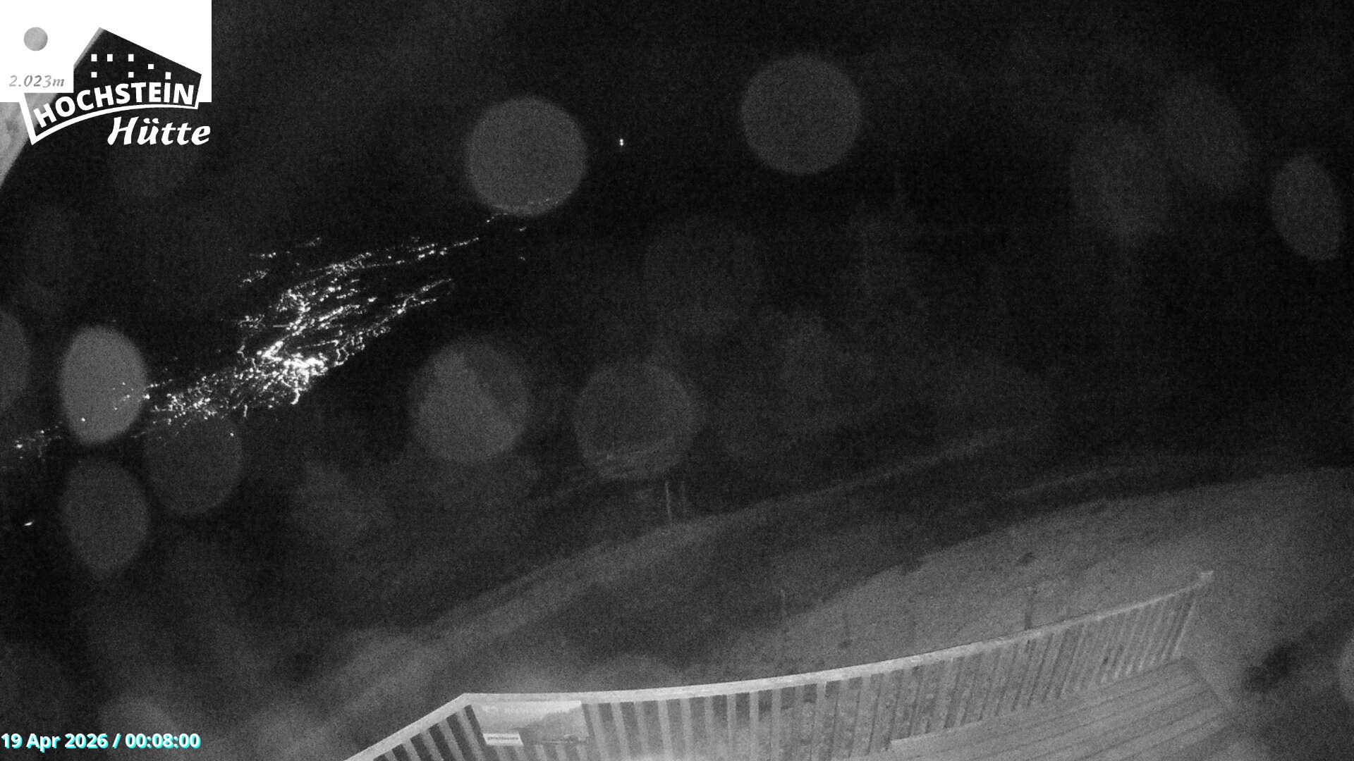 Archiv Foto Webcam Sicht von der Hochsteinhütte auf 2057 Meter