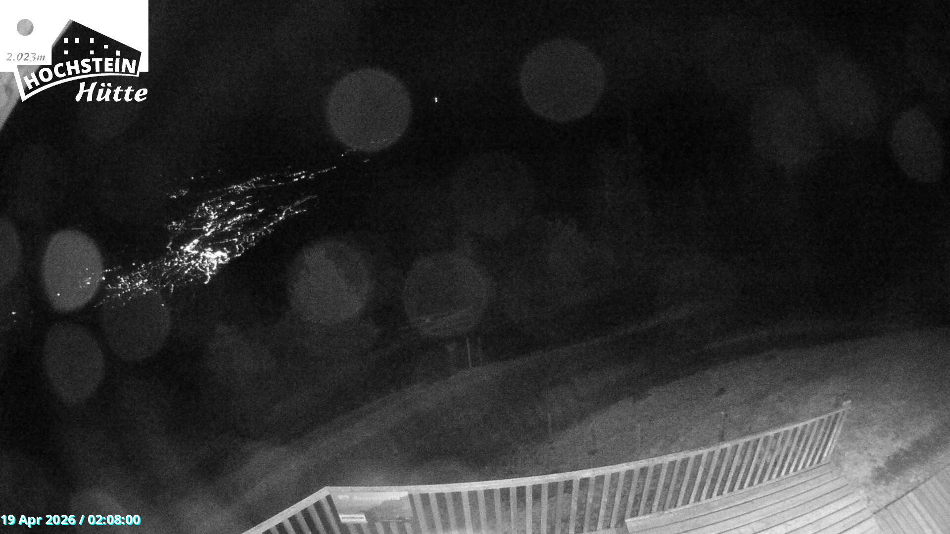 Archiv Foto Webcam Sicht von der Hochsteinhütte auf 2057 Meter