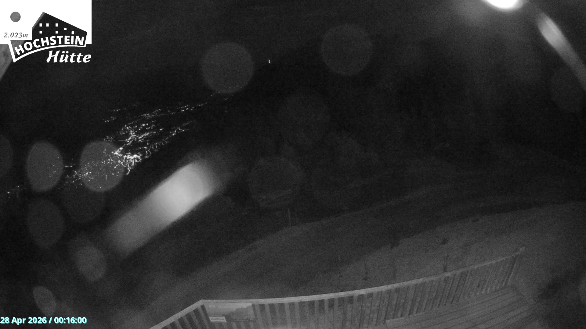 Archiv Foto Webcam Sicht von der Hochsteinhütte auf 2057 Meter