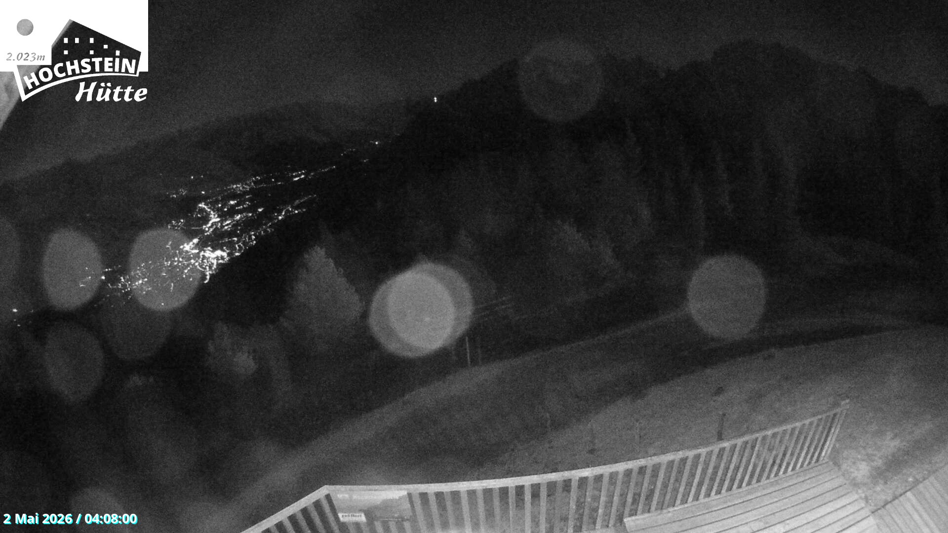 Archiv Foto Webcam Sicht von der Hochsteinhütte auf 2057 Meter