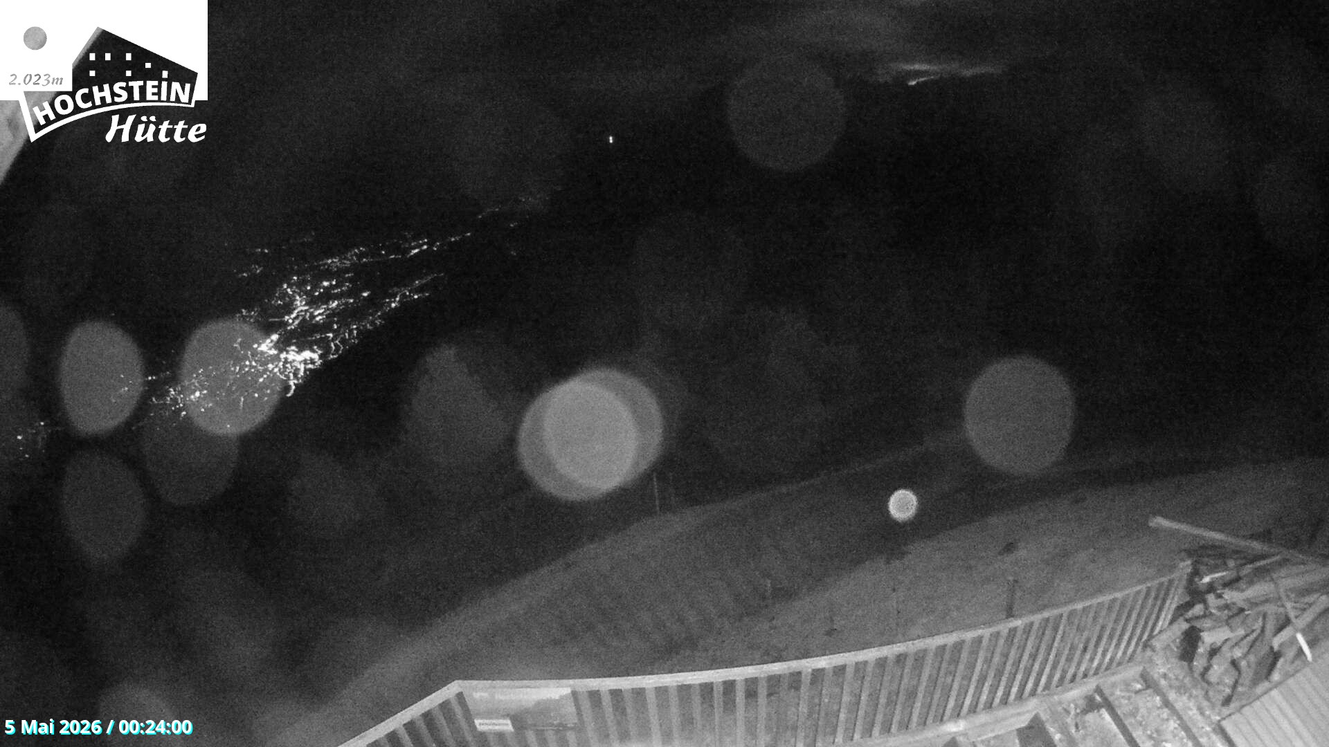 Archiv Foto Webcam Sicht von der Hochsteinhütte auf 2057 Meter