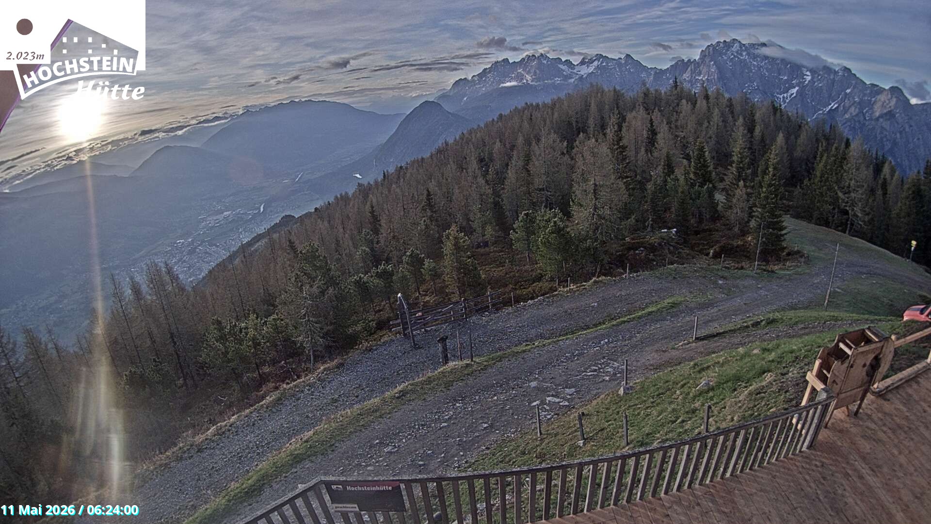 Archiv Foto Webcam Sicht von der Hochsteinhütte auf 2057 Meter