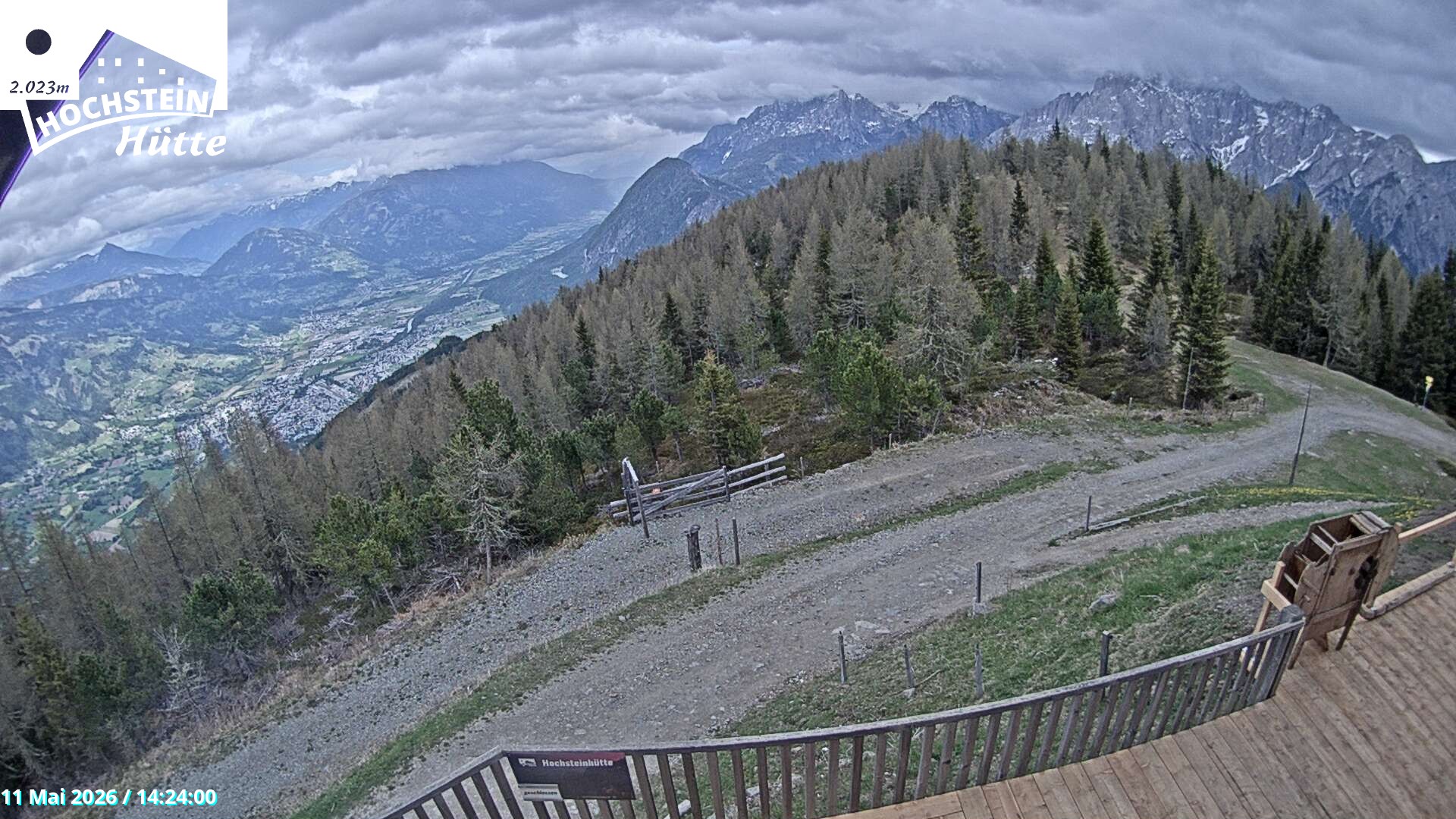 Archiv Foto Webcam Sicht von der Hochsteinhütte auf 2057 Meter