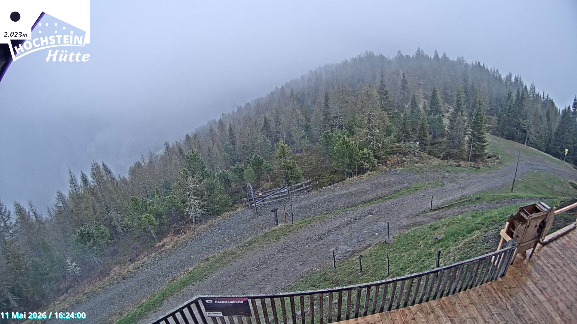 Archiv Foto Webcam Sicht von der Hochsteinhütte auf 2057 Meter