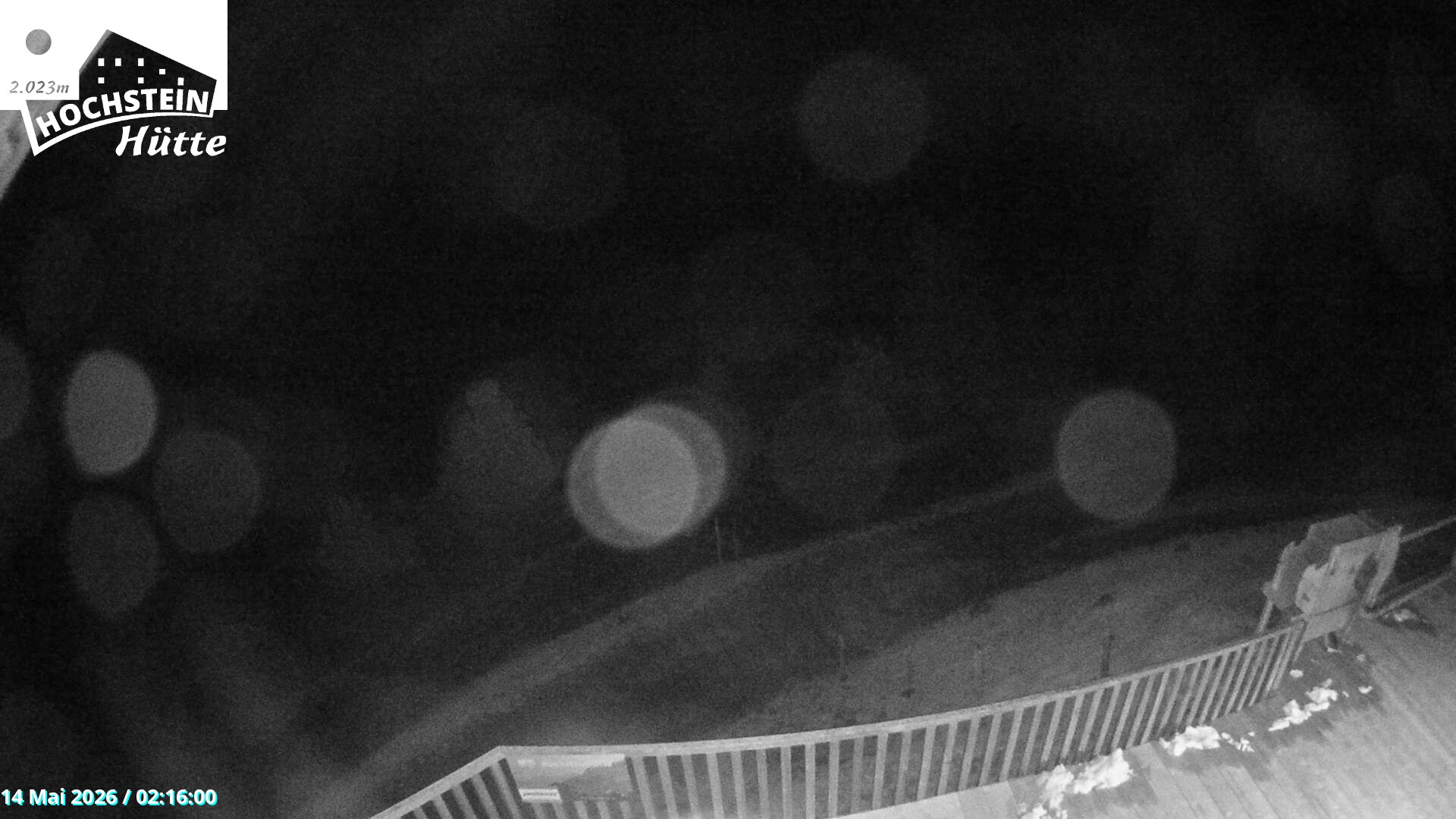 Archiv Foto Webcam Sicht von der Hochsteinhütte auf 2057 Meter