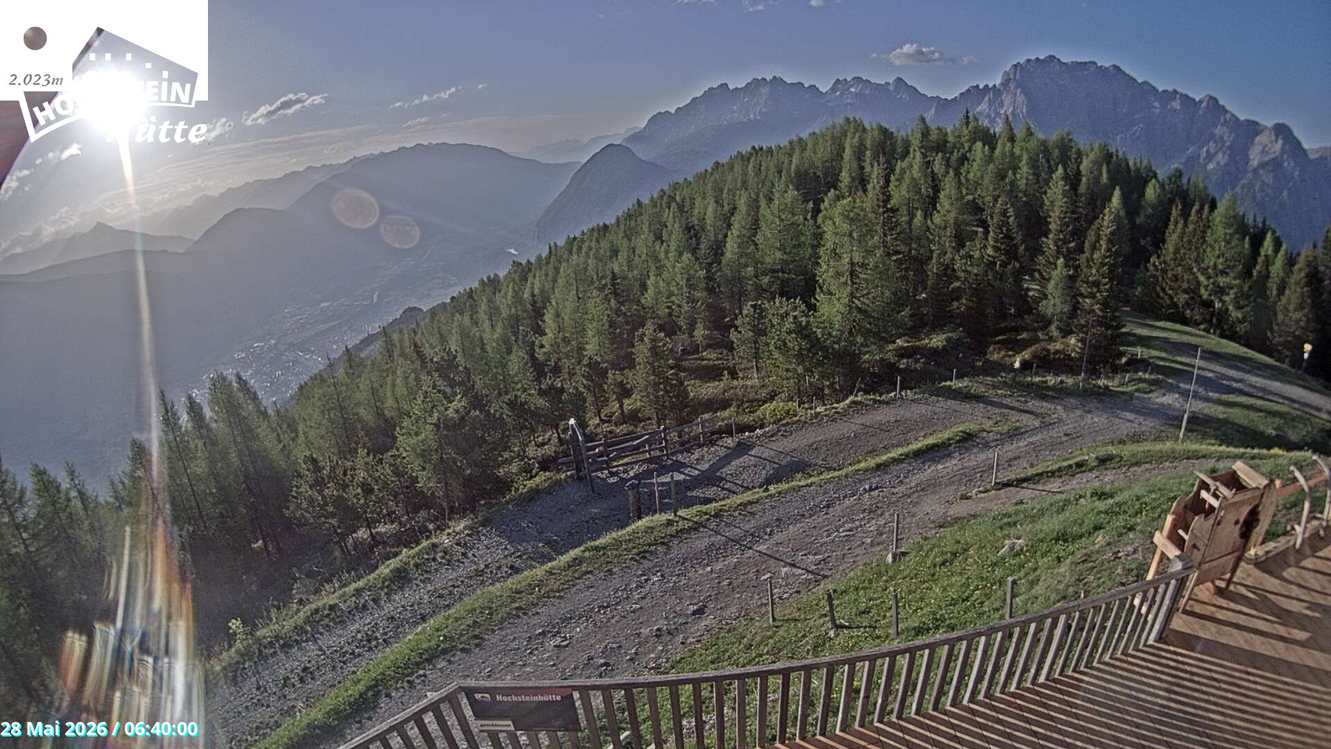 Archiv Foto Webcam Sicht von der Hochsteinhütte auf 2057 Meter