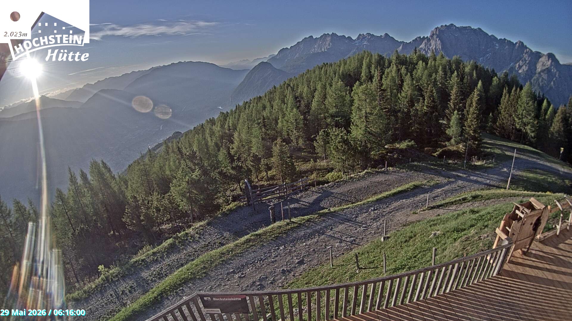 Archiv Foto Webcam Sicht von der Hochsteinhütte auf 2057 Meter