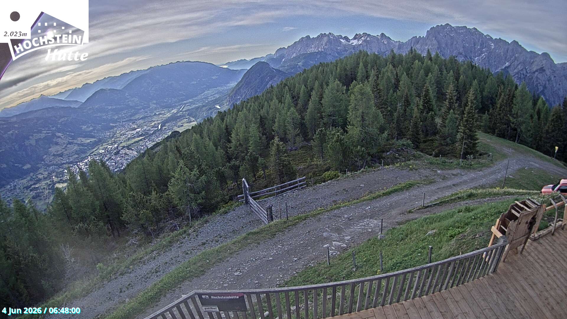 Archiv Foto Webcam Sicht von der Hochsteinhütte auf 2057 Meter