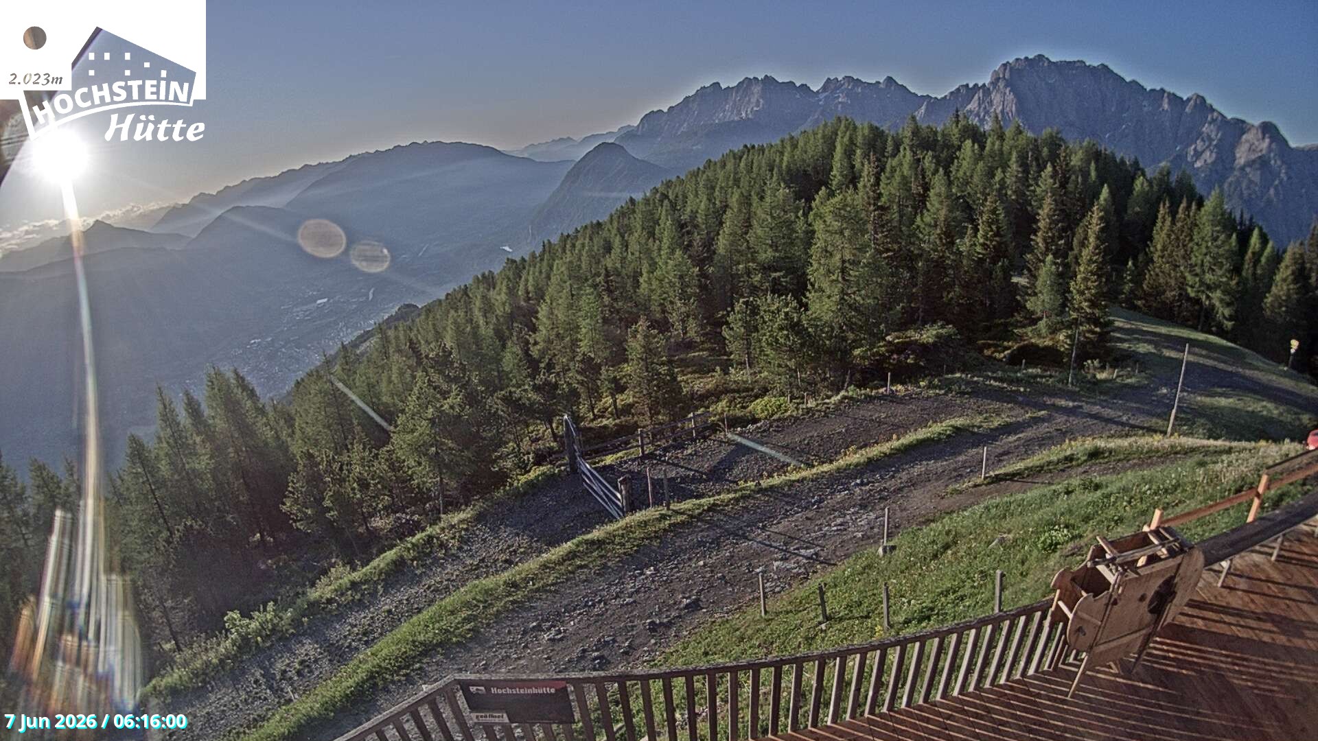 Archiv Foto Webcam Sicht von der Hochsteinhütte auf 2057 Meter
