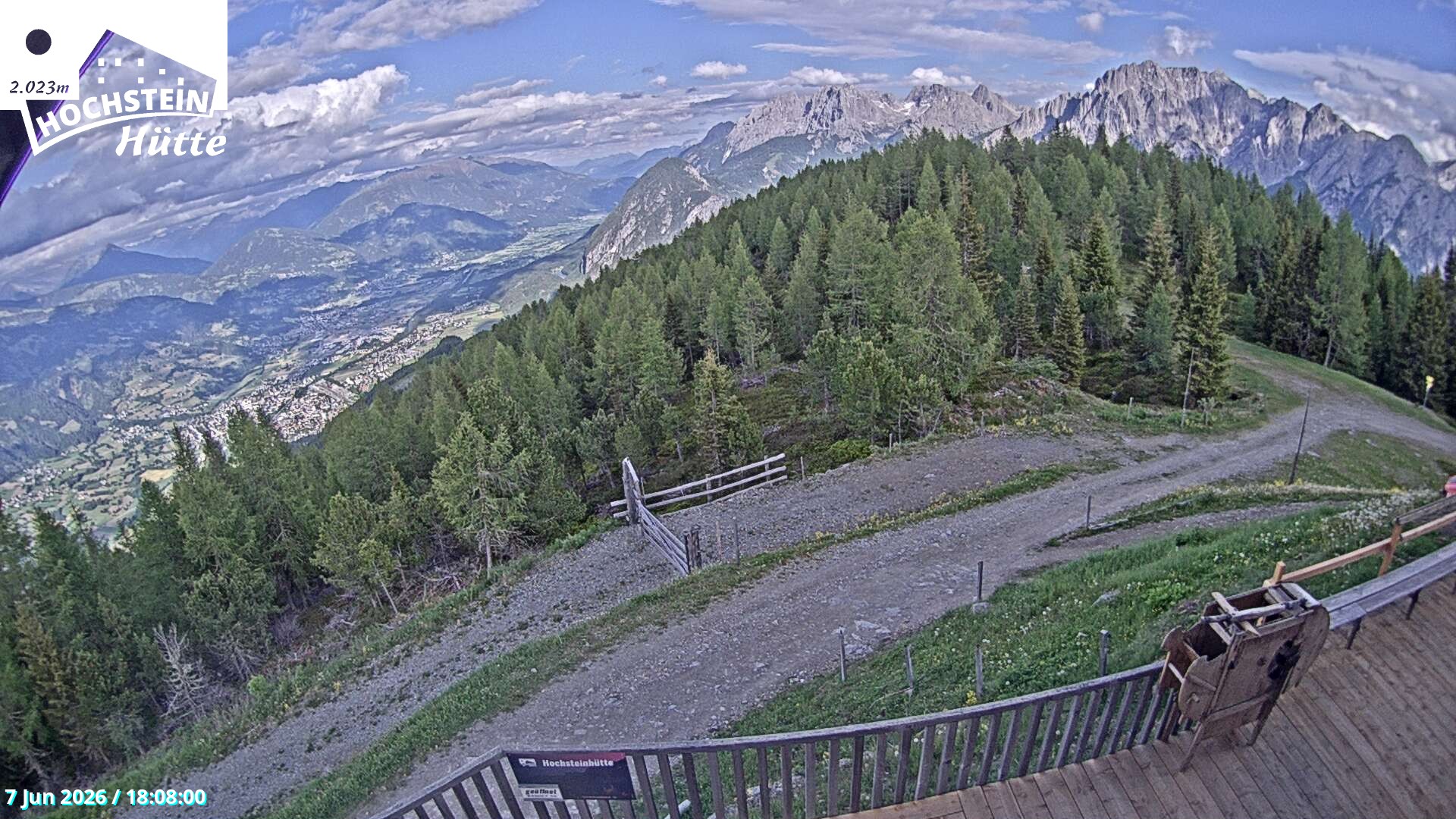 Archiv Foto Webcam Sicht von der Hochsteinhütte auf 2057 Meter