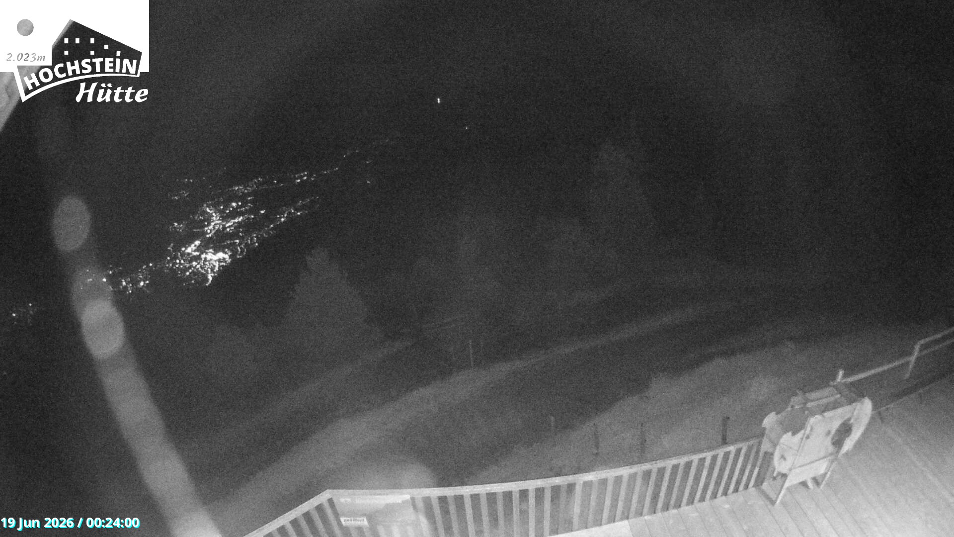Archiv Foto Webcam Sicht von der Hochsteinhütte auf 2057 Meter