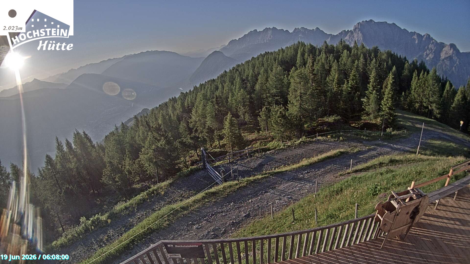 Archiv Foto Webcam Sicht von der Hochsteinhütte auf 2057 Meter