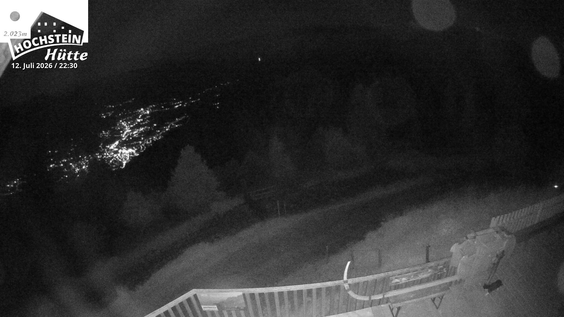 Archiv Foto Webcam Sicht von der Hochsteinhütte auf 2057 Meter
