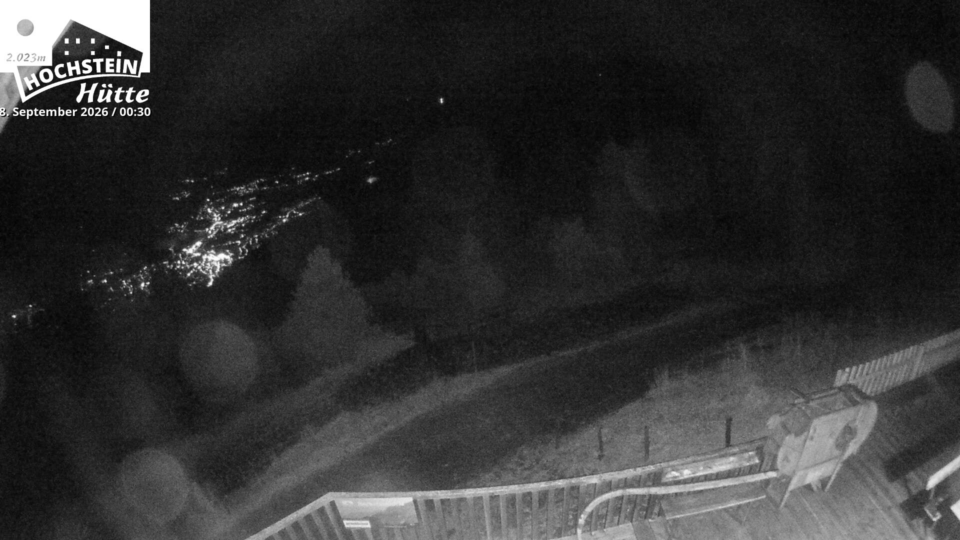 Archiv Foto Webcam Sicht von der Hochsteinhütte auf 2057 Meter