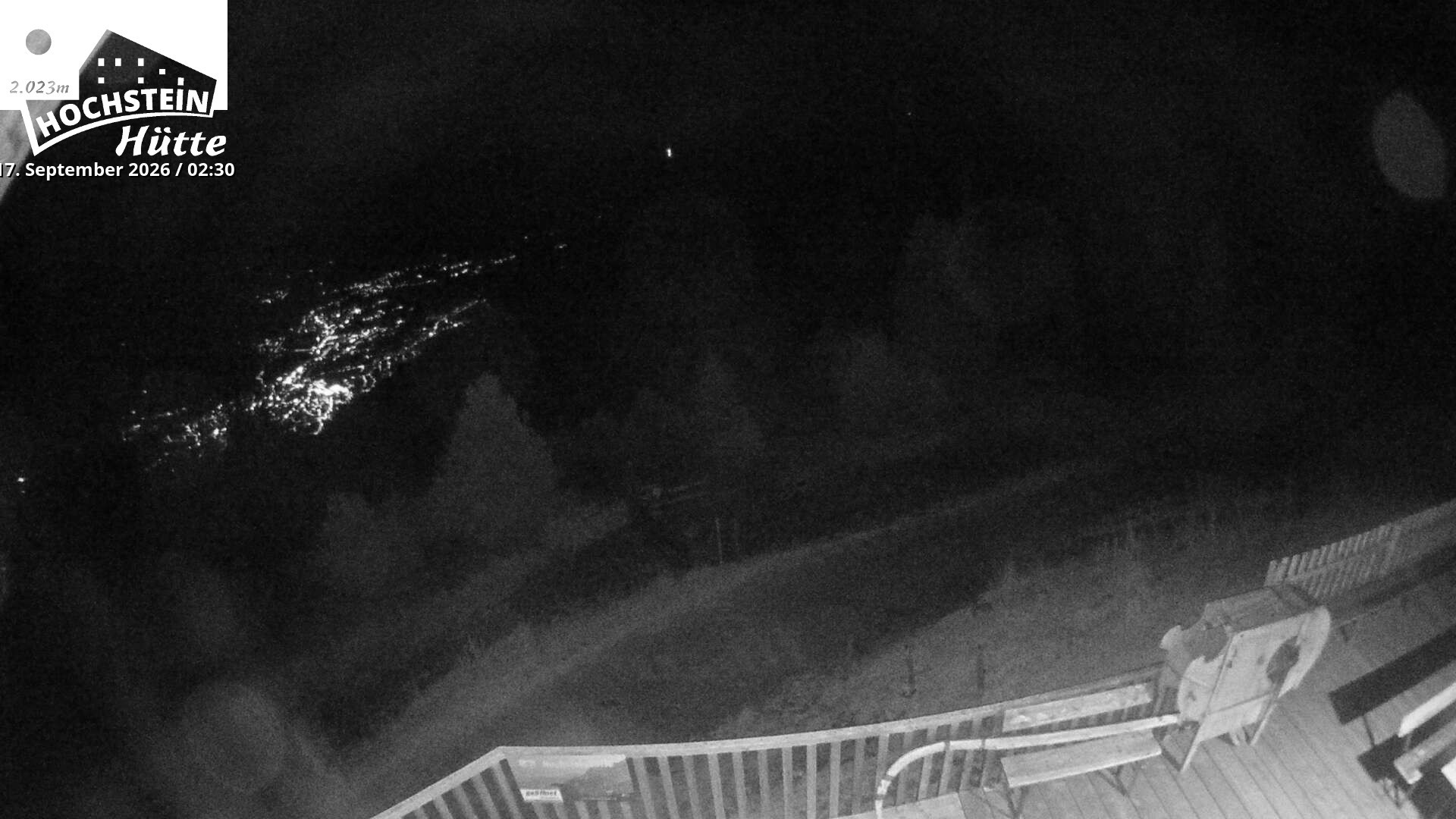 Archiv Foto Webcam Sicht von der Hochsteinhütte auf 2057 Meter