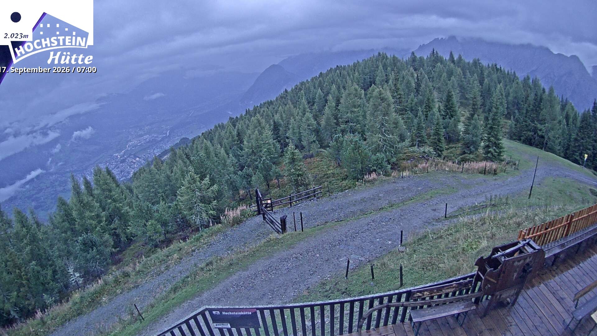 Archiv Foto Webcam Sicht von der Hochsteinhütte auf 2057 Meter