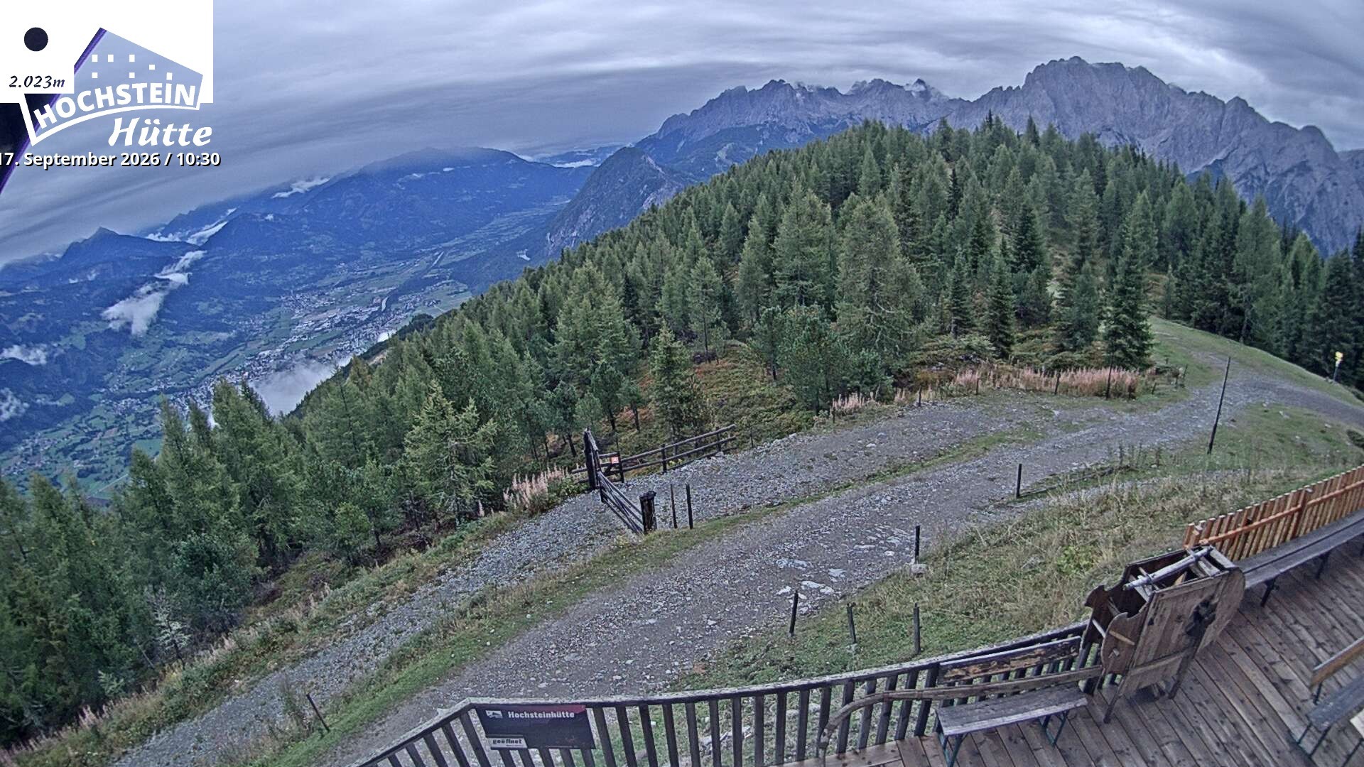 Archiv Foto Webcam Sicht von der Hochsteinhütte auf 2057 Meter