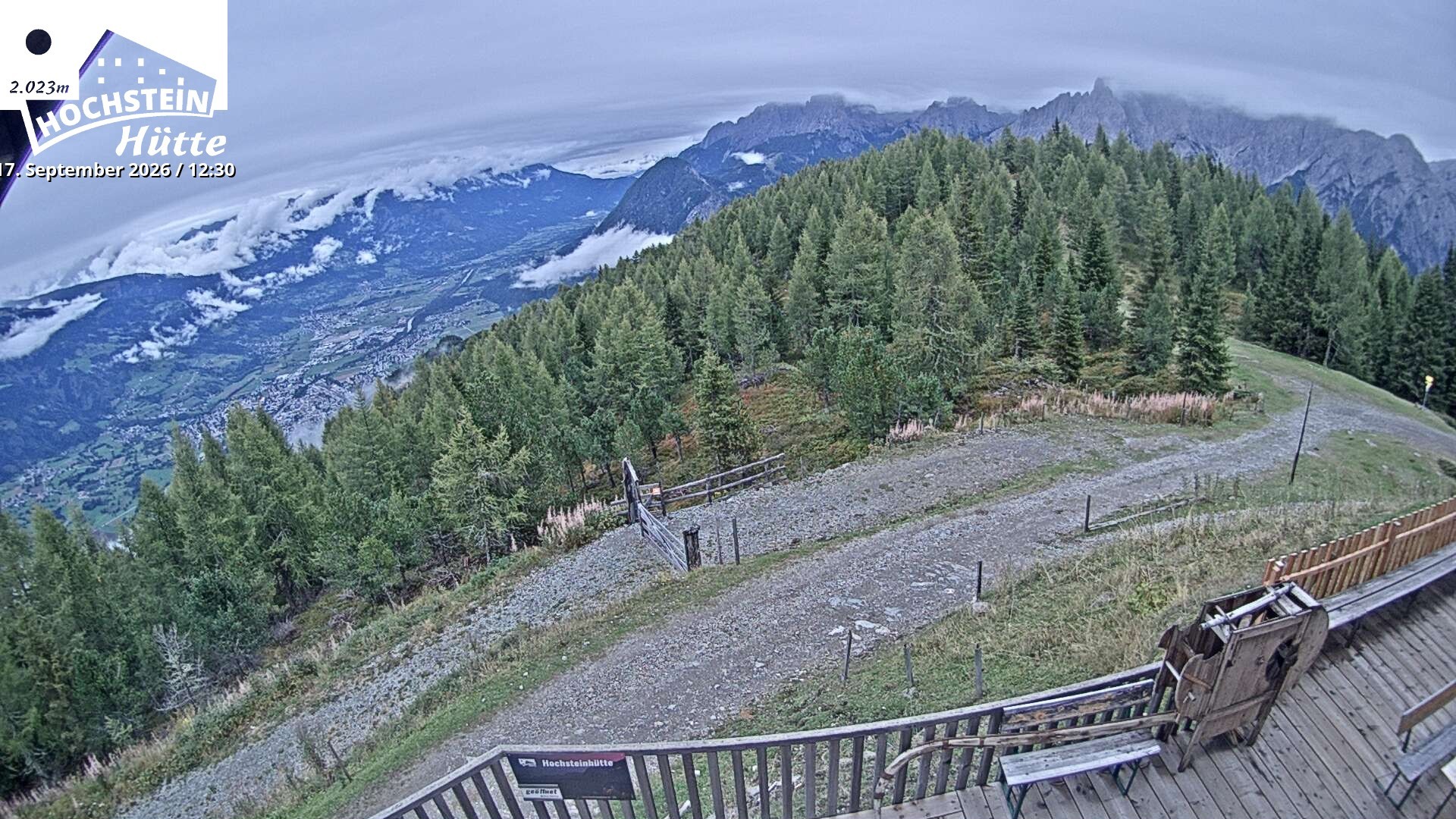 Archiv Foto Webcam Sicht von der Hochsteinhütte auf 2057 Meter