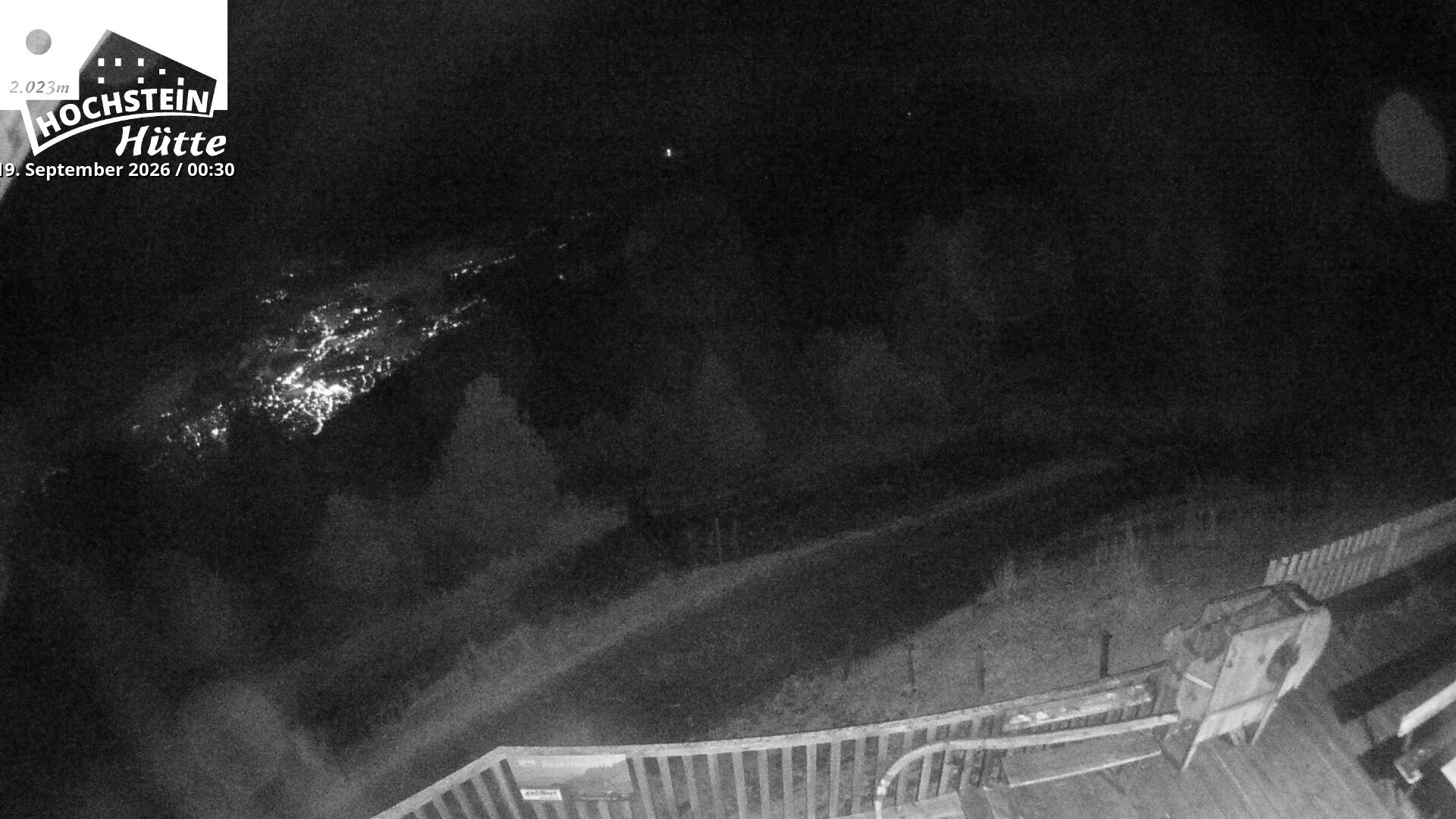 Archiv Foto Webcam Sicht von der Hochsteinhütte auf 2057 Meter